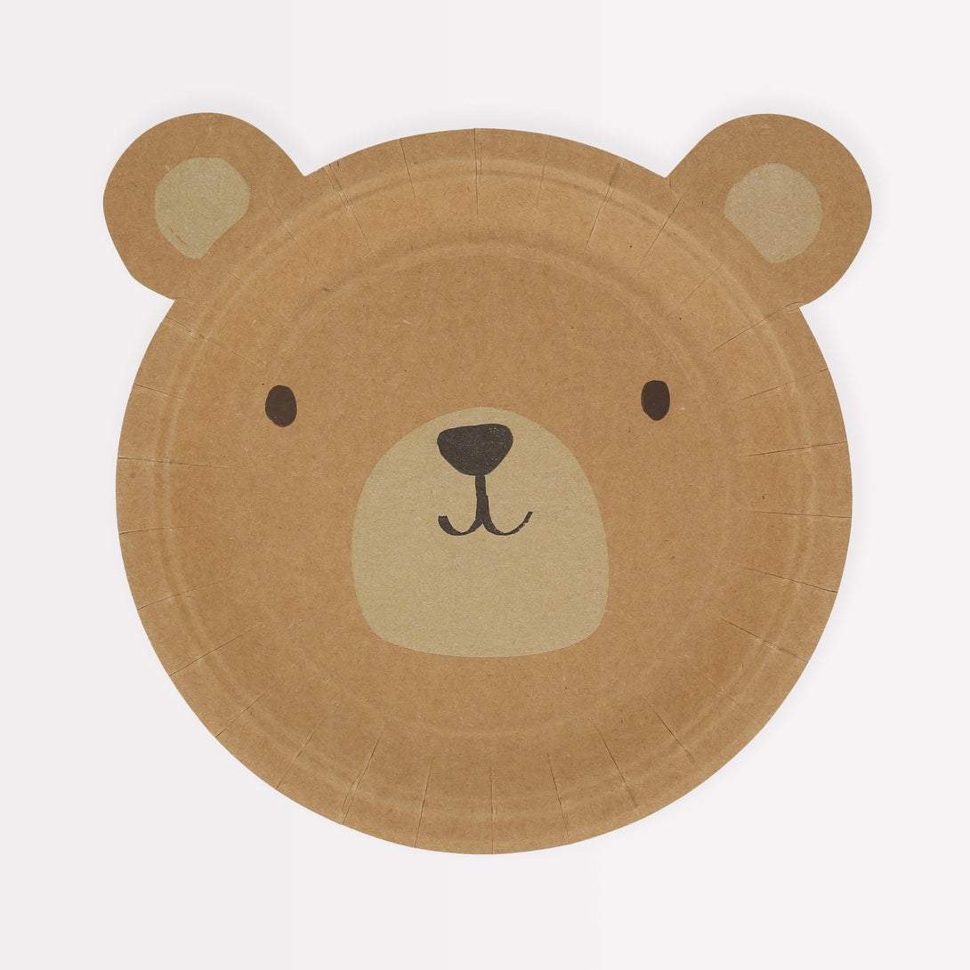 Our bear plates, made with stonekraft paper, are adorable and will look great at a woodland-themed party, camping party or picnic.