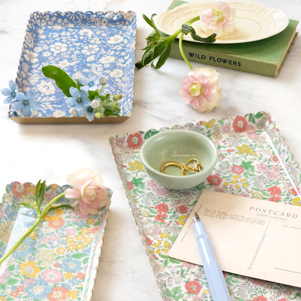 Our Liberty accessory tray is made from metal with a clear enamel finish and a pretty Liberty print design, perfect to store jewellery on. Image2