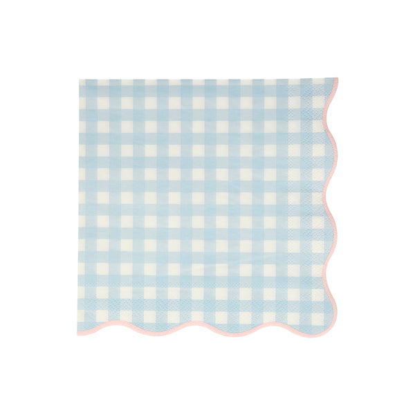 Our disposable napkins with a gingham print and scalloped edge will look amazing on your party table. Image5