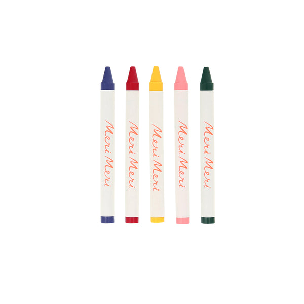 Our fairy colouring roll and crayon set is ideal for kids who loves fairies, or as a fairy party favour or activity. Image4