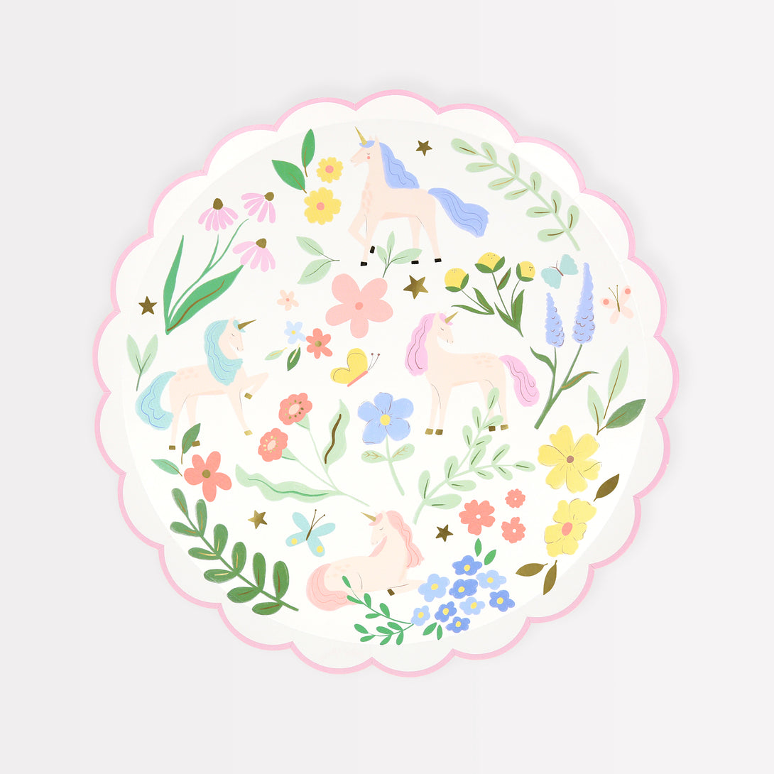 Use our unicorn side plates for your unicorn party or princess party, featuring unicorn and flower designs in pretty pastels and shiny gold foil.