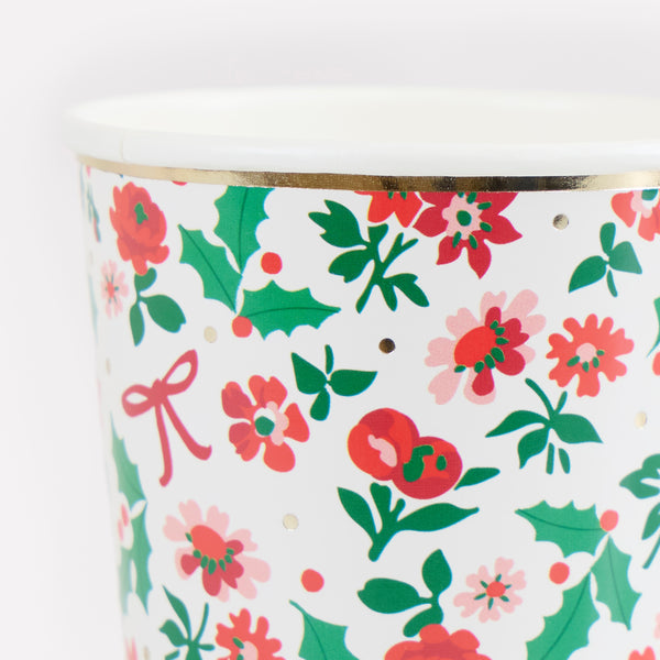 Our Christmas cups, made from paper, feature a beautiful floral ditsy design in striking red and green. They're perfect for hot and cold drinks. Image2