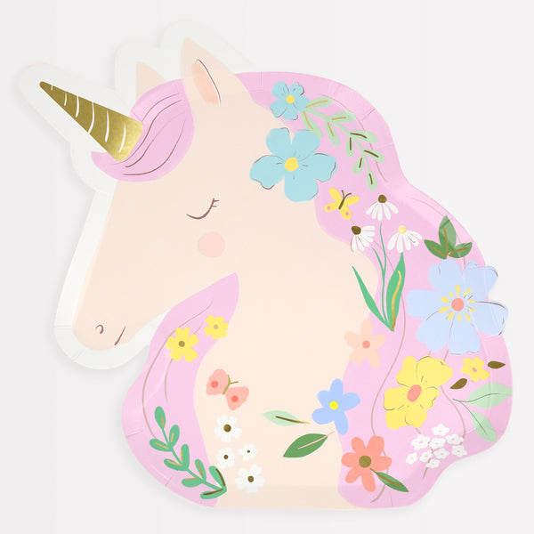 Add a decorative and practical touch to your unicorn party or princess birthday party with our pretty unicorn shaped plates.