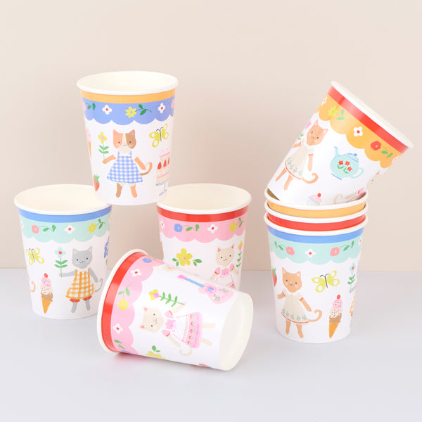 Our kitten club party set features tableware and party bags for eight, party garlands and candles, perfect for a folk themed look. 