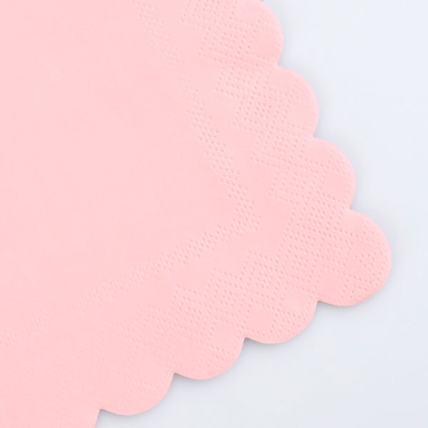 Create a pink themed party with our special party set including pink paper plates, napkins, cups and 2 pink garlands.  Image9