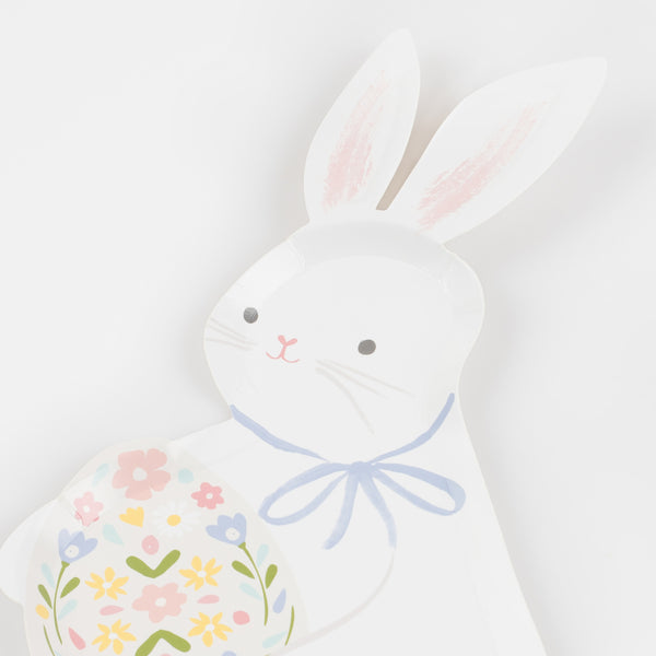 Our Easter plates are crafted in the shape of an adorable bunny, the perfect paper plates for Easter. Image3