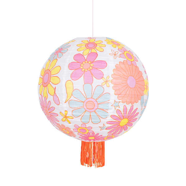 Our paper lanterns set, with 2 round laterns and 1 wavy lantern, feature vibrant flower designs, ideal for a groovy look. Image4