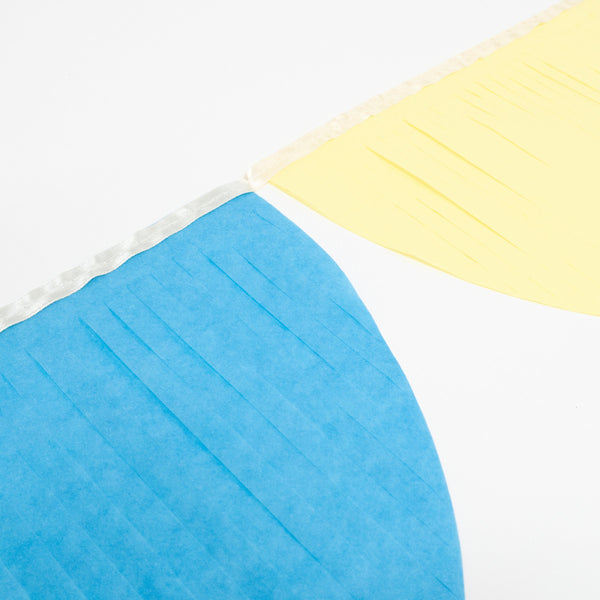 Rainbow Tissue Paper Scallop Garland Set Image3