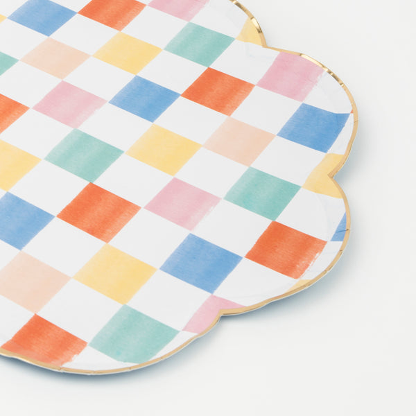 Our decorative plates include spotty plates, checked plates and striped plates in bright colours. Image3