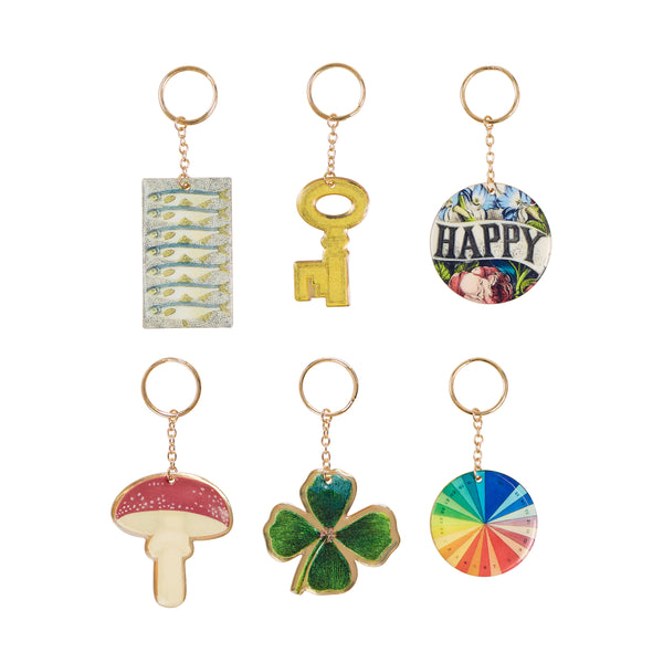 Our Christmas crackers feature festive colours, keyring gifts and chic John Derian inspired embellishments for a fairytale feel. Image2
