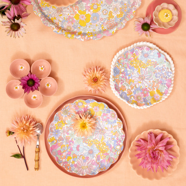 The combination of sturdy melamine with a colourful Liberty print design makes this large reusable party plate really special. Image2