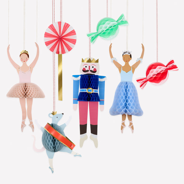 Have yourself a special Nutcracker Christmas with our hanging decorations set of characters from the iconic NYCB's rendition. Image1