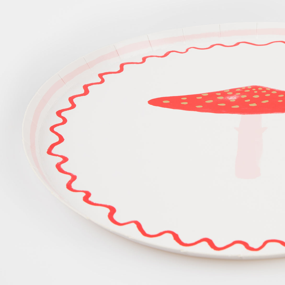 Our side plates, with a festive mushroom Christmas design, are ideal for small savoury and sweet treats.