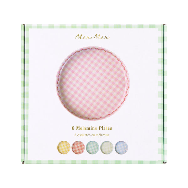 Our reusable plates feature a summery gingham print design in six pretty colours, ideal for picnics, garden parties, baby showers or birthdays. Image9