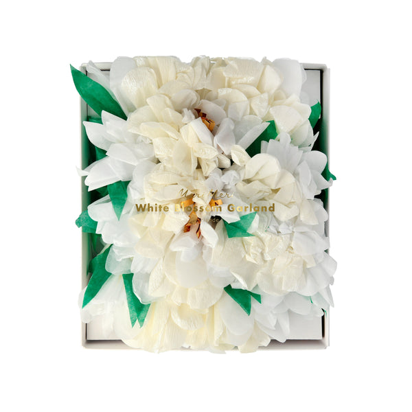 White Blossom Garland Image4