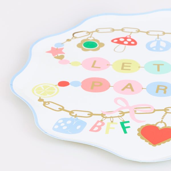 Our special party set feature colourful charm illustations with pops of gold foil, with tableware and party bags for eight and stylish decorations. Image4