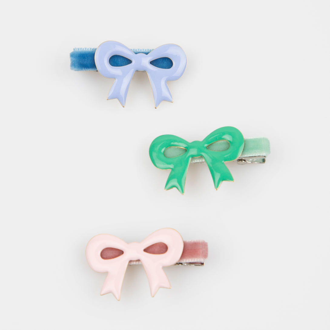 Our Christmas hair clips, with on-trend bows and stylish velvet ribbons, make fabulous stocking gifts.