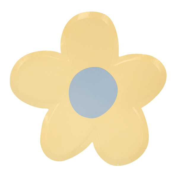 Our party plates, in the shapes of pastel flowers, will look perfect at any party. Image5