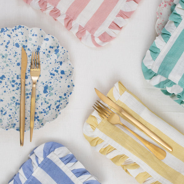 Stripe Ruffle Fabric Napkins Image2