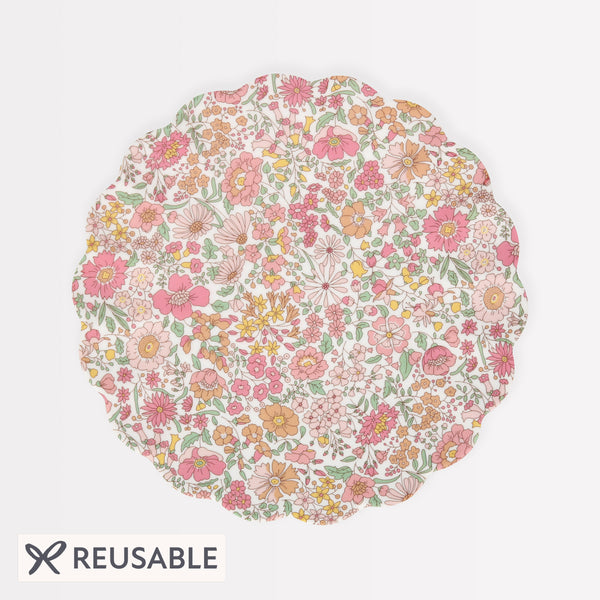 Our reusable plate collection, with a floral Liberty design, will work beautifully at any indoor or outdoor celebration. Image1