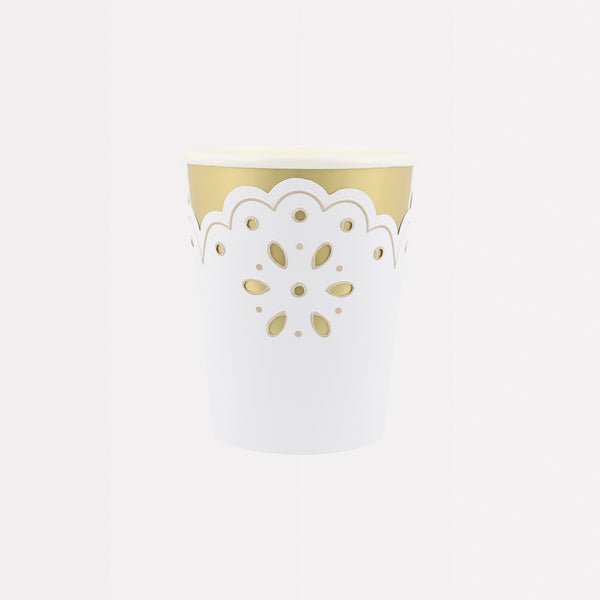 Our white party cups have an embossed lace design and shiny gold foil details, ideal as special celebration cups.