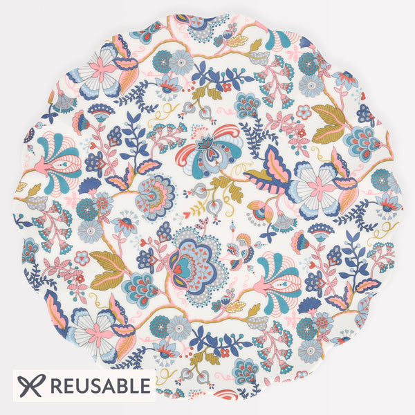 Our Liberty melamine plate is ideal for picnics, garden parties, tea parties or any event where you want a floral large plate. Image1