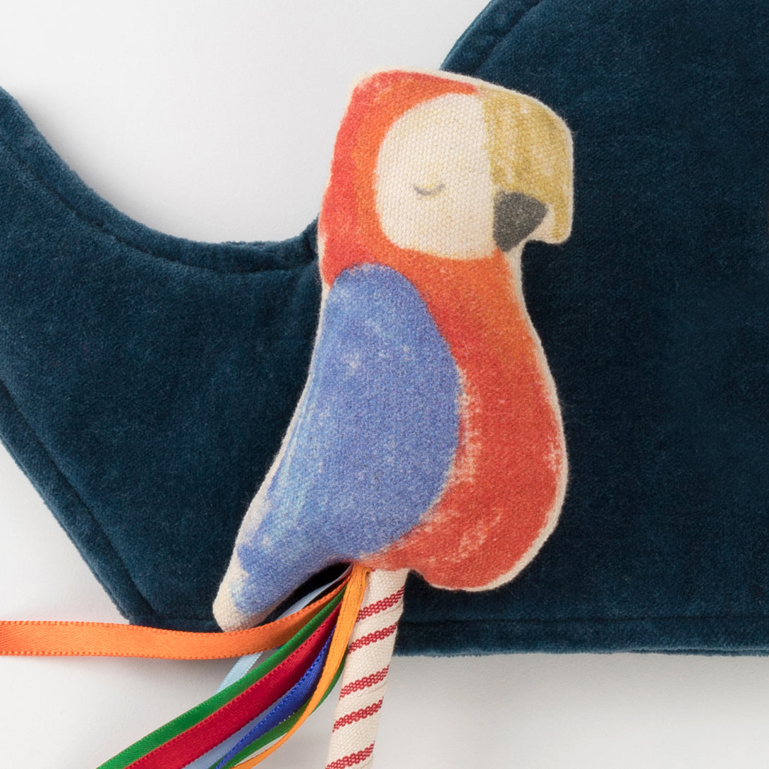 Pirate Costume Image5