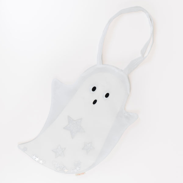 Our ghost bag is brilliant for a large trick-or-treat haul, made from white organza with shimmering silver stars it's ideal to reuse year after year. Image1