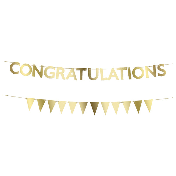 Decorate a congratulations party with our special gold garland made with paper and shiny gold foil.