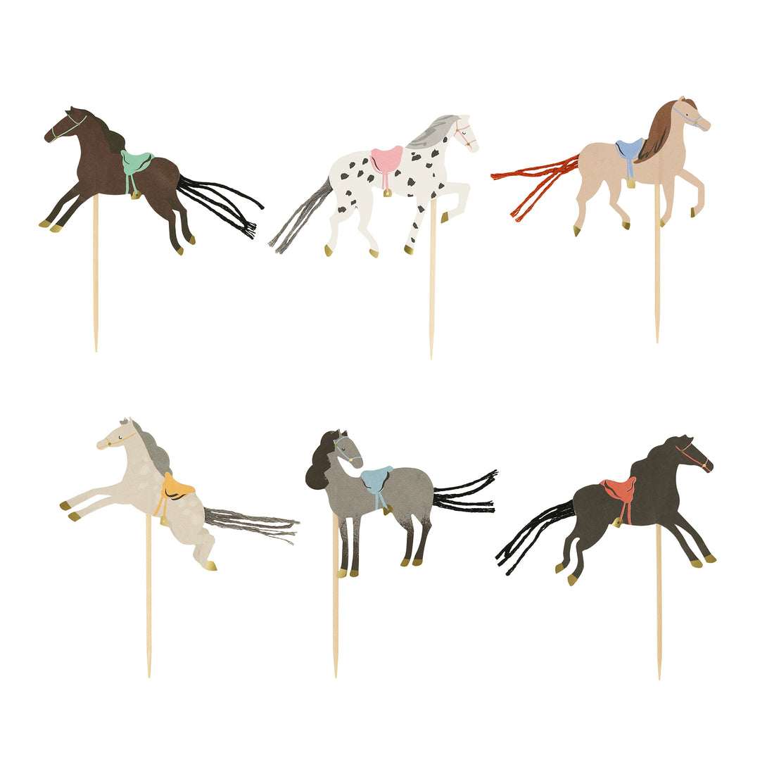 Make your horse birthday party look amazing with our special supplies, including a horse garland, tableware and a cupcake kit. 