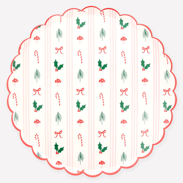 Decorate your table and home with our Christmas set with paper plates, napkins, cups, place cards and 9 Christmas garlands for a joyful look. 