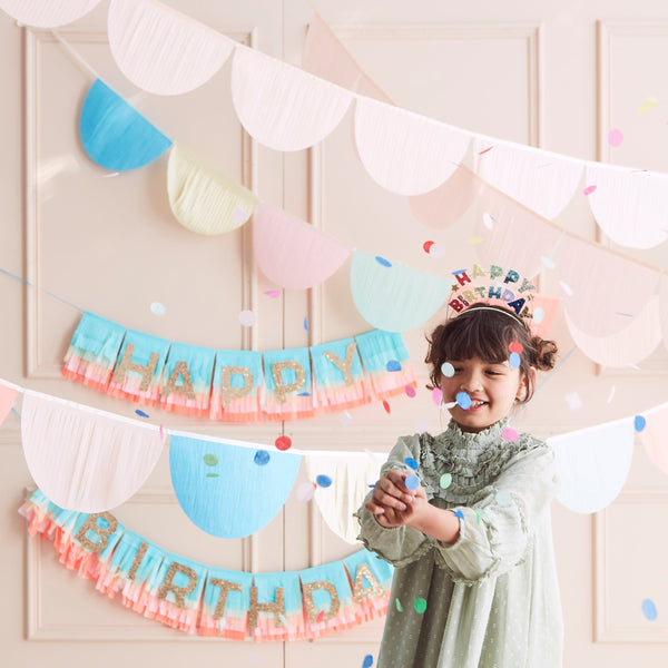 Rainbow Tissue Paper Scallop Garland Set Image6