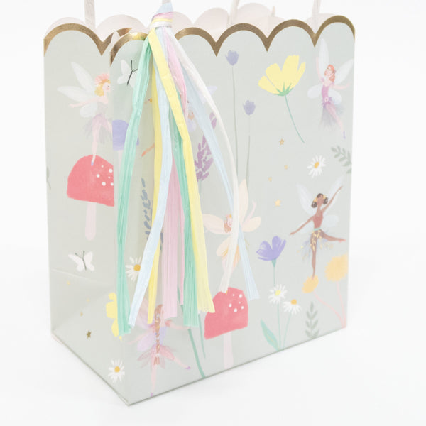Our wonderful party bags are perfect for a fairy or princess party. Image2