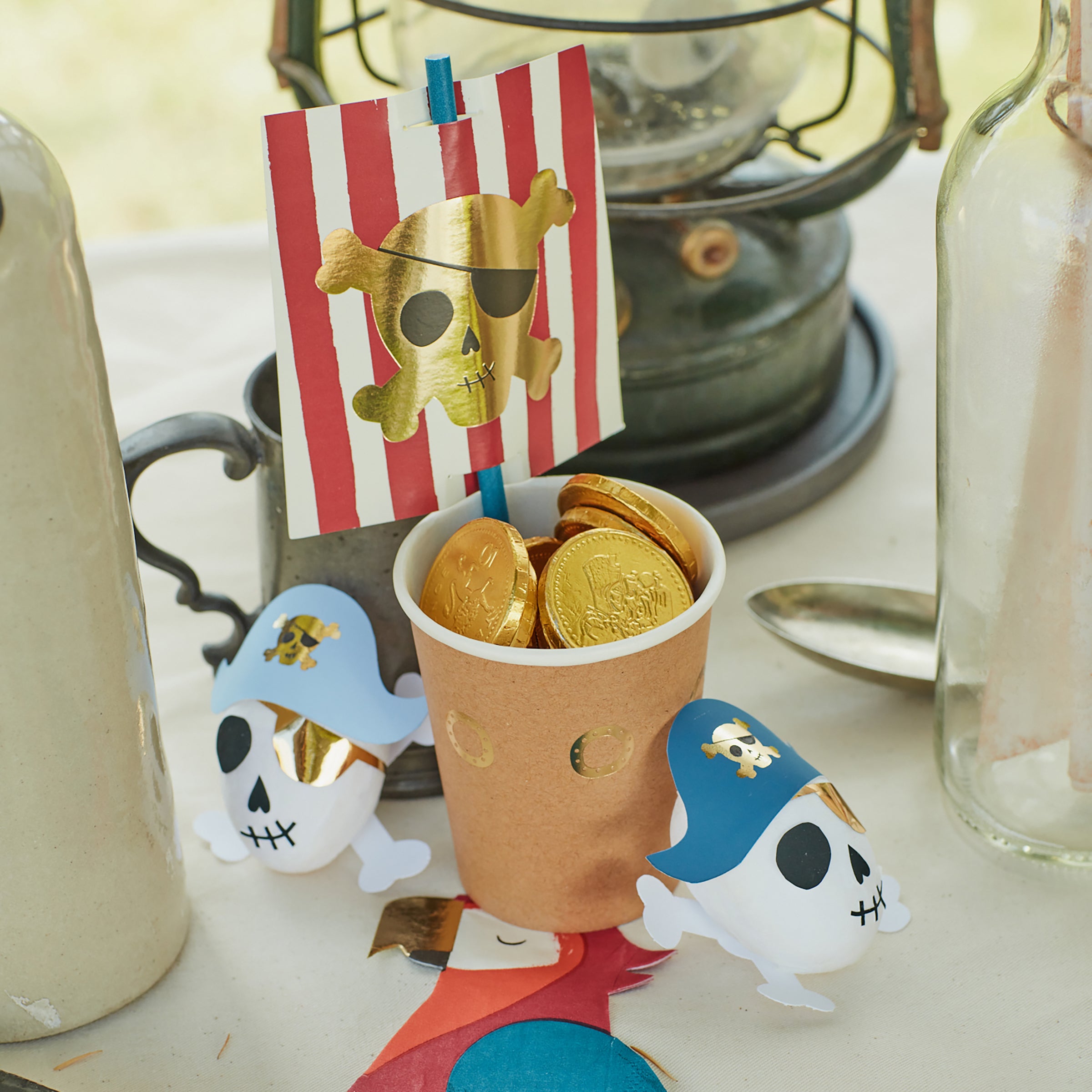 Our paper cups come with paper straws and a pirate sail, perfect for a pirate birthday party.