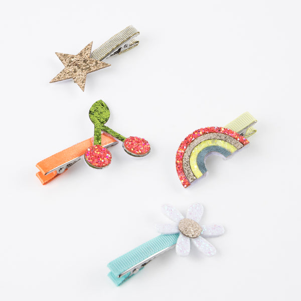 Our hair clips for kids are made with glitter fabric and leatherette for party hair styles. Image3