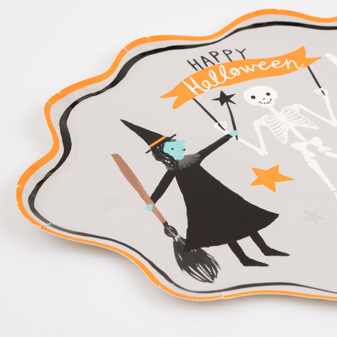 Our large paper plates are perfect to add to your Halloween party supplies.