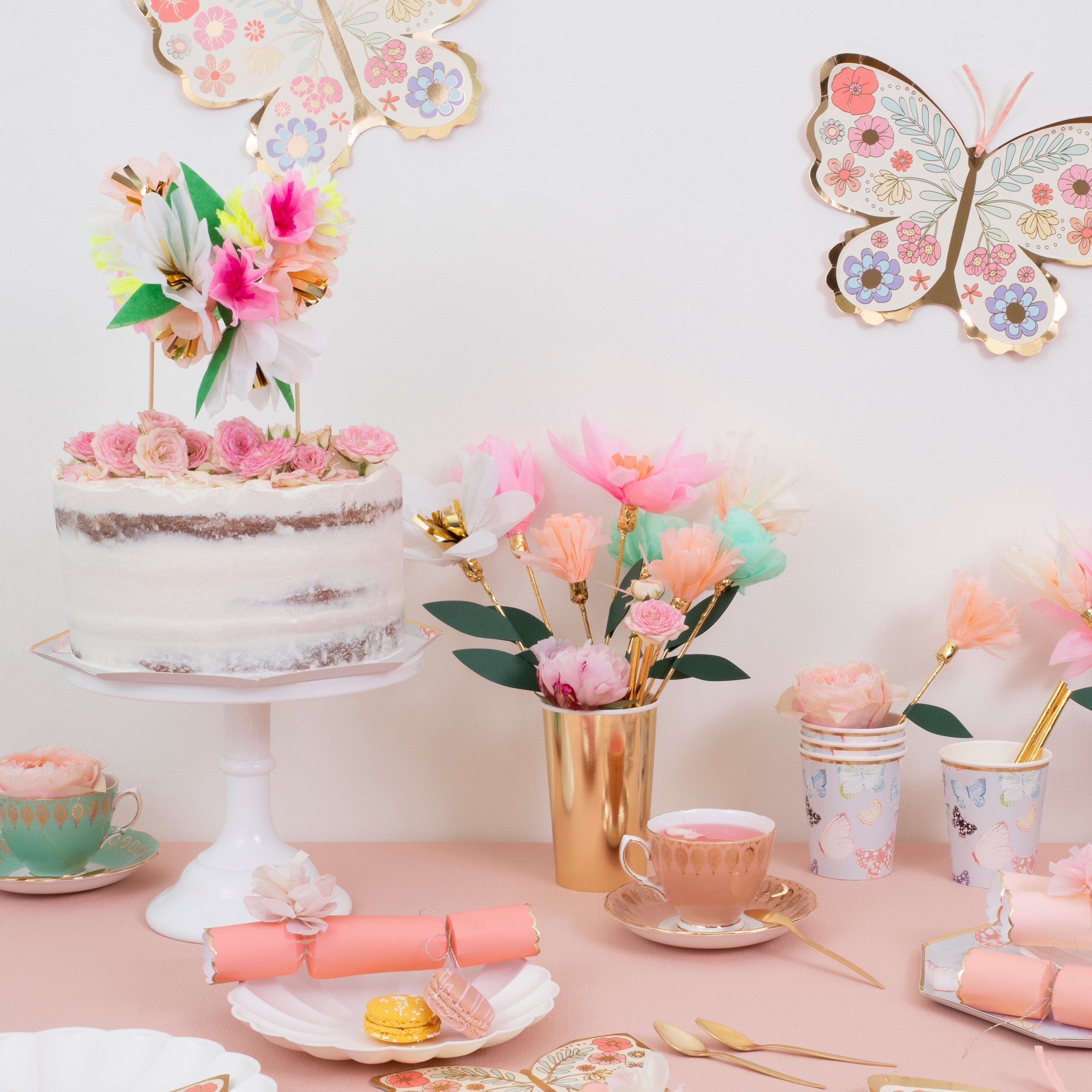 Turn a celebratory cake into a beautiful floral work of art with our fabulous cake topper crafted with colourful paper flowers.