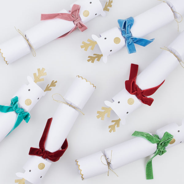 Our party crackers, with a reindeer design, will look beautiful as Christmas table decorations. Image4