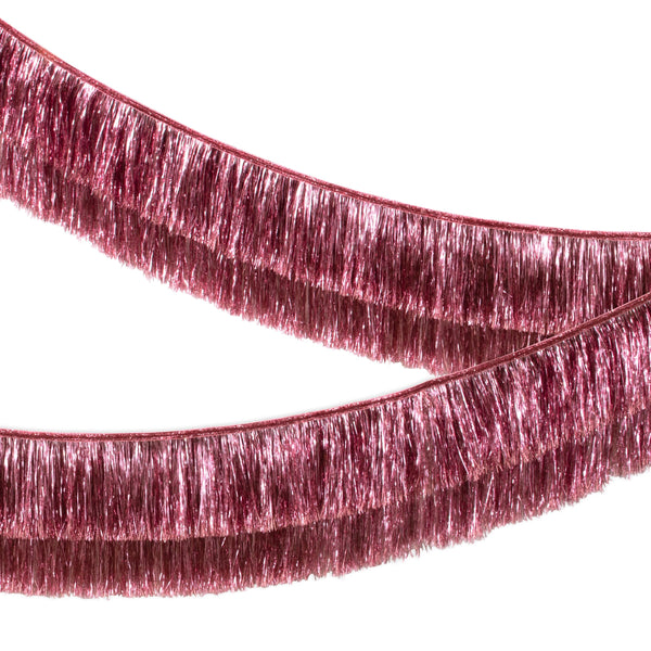 Our long tinsel garland is perfect to add a touch of shimmering pink to any party.