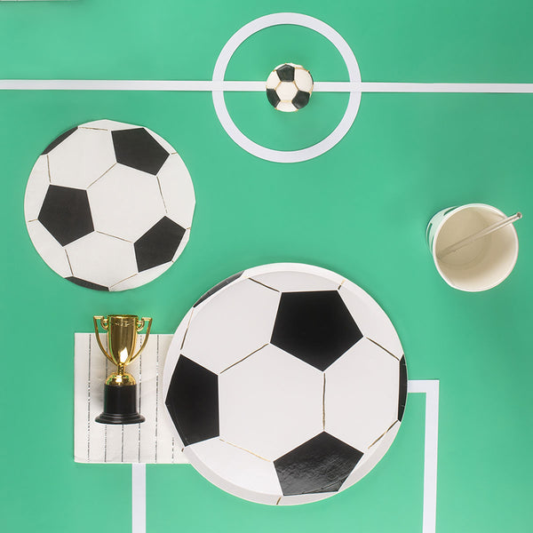 Our paper plates are cut into the shape of a football with fabulous gold foil details. Image2