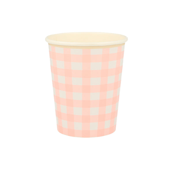 Our paper cups, with a classic gingham print, are perfect as picnic cups. Image4