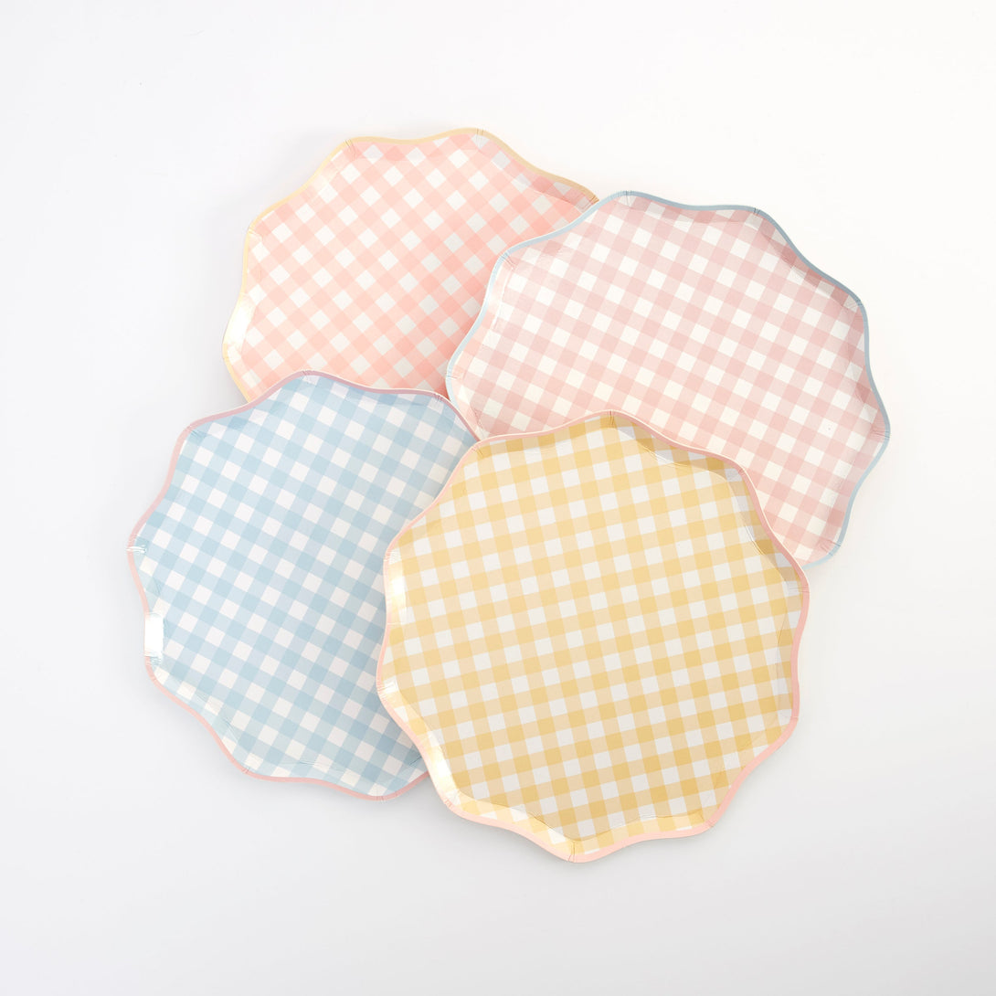 Our gingham plates come in four pastel shades, perfect for spring or summer parties.