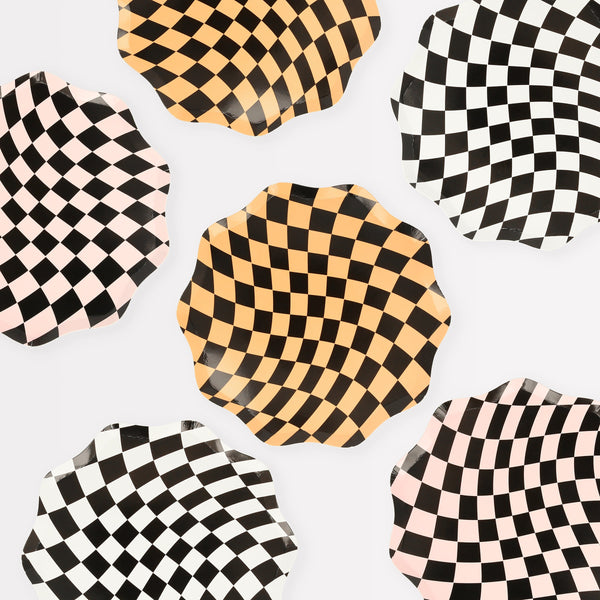 Our paper plates, with a swirling checkered design, are ideal for Halloween party ideas.