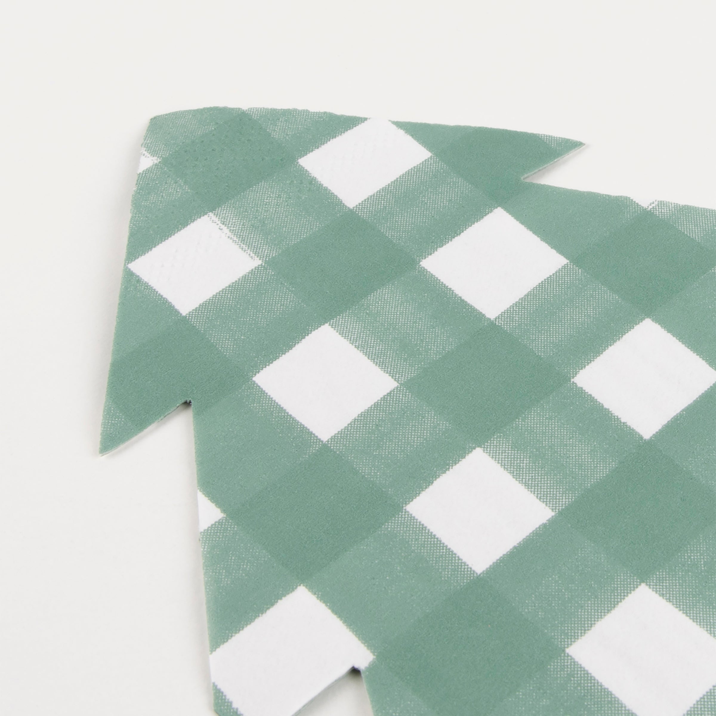 Don't forget to include our gorgeous gingham napkins in your Christmas party supplies.