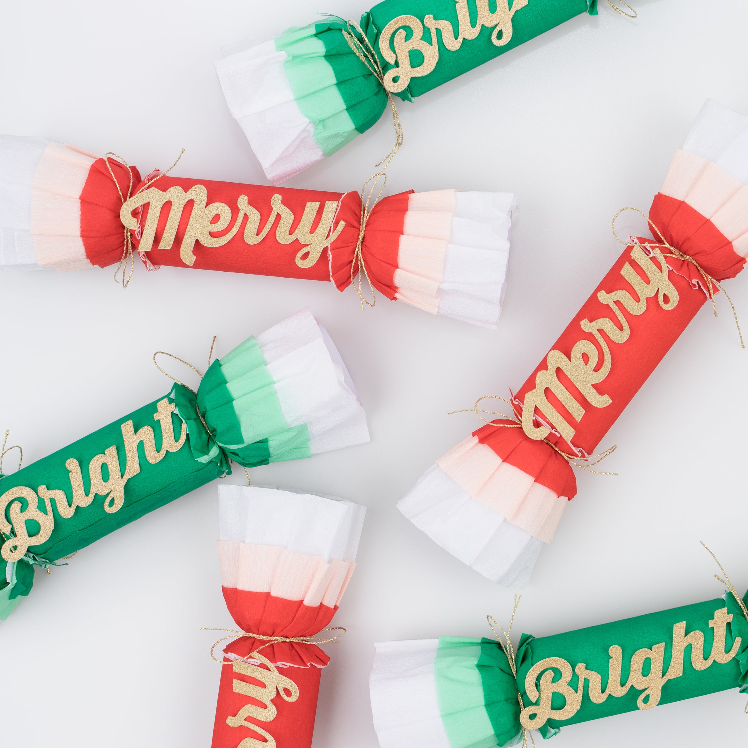 Our party crackers, with on-trend designs, are perfect for a traditional Christmas dinner.