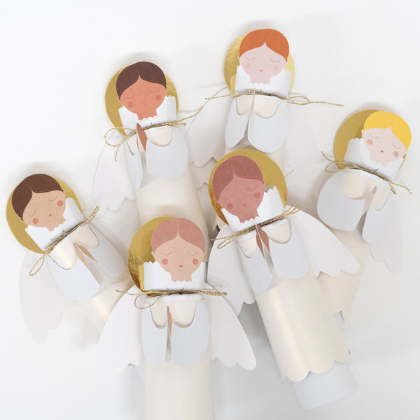 Our delightful angel crackers make the perfect Christmas crackers for kids, and adults. Image4