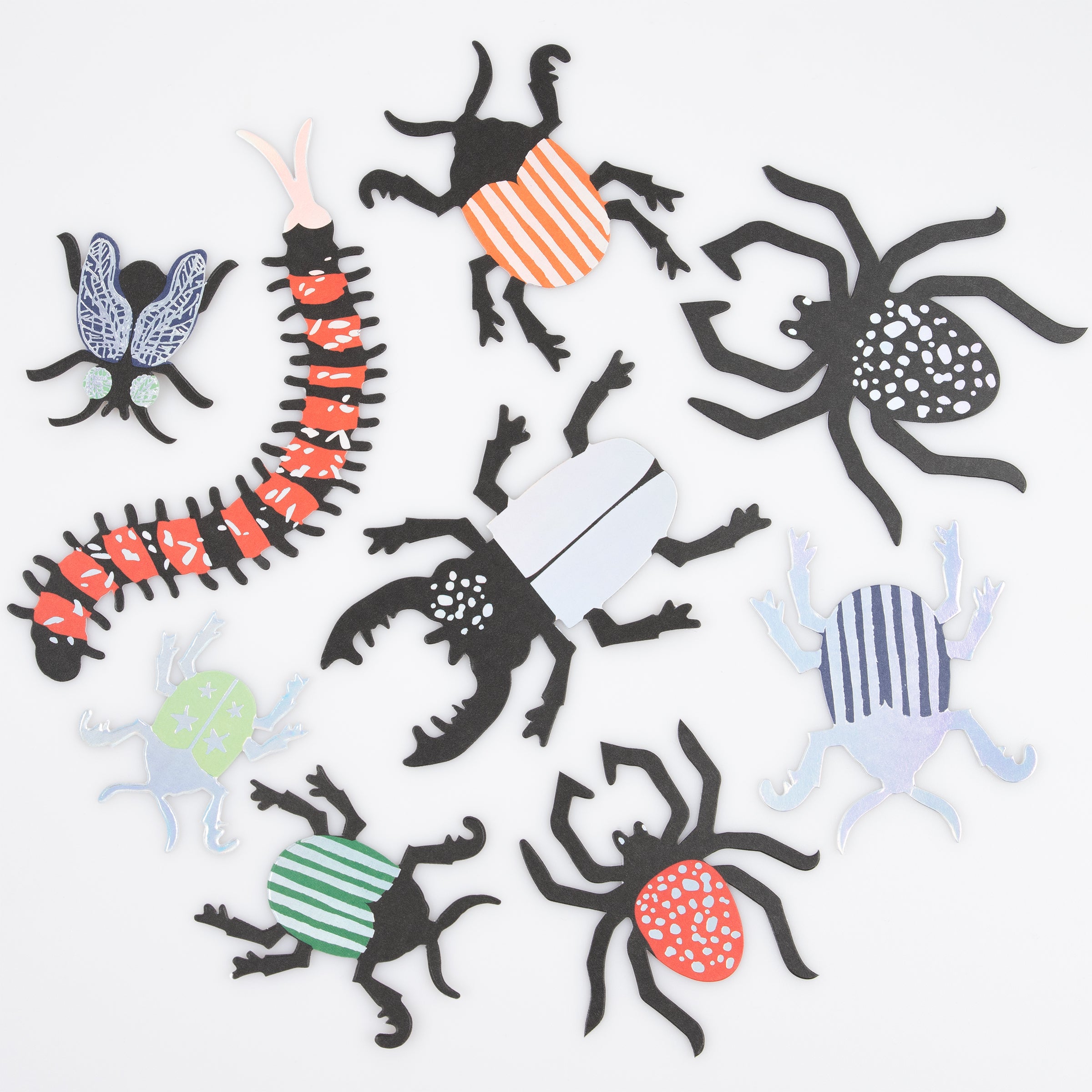 Our paper confetti, in the shape of creepy crawlies, is perfect to add to your Halloween party supplies or for a magic birthday party.