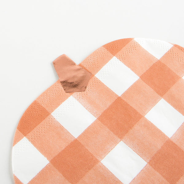 Our pumpkin napkins look amazing as Halloween tableware. Image2