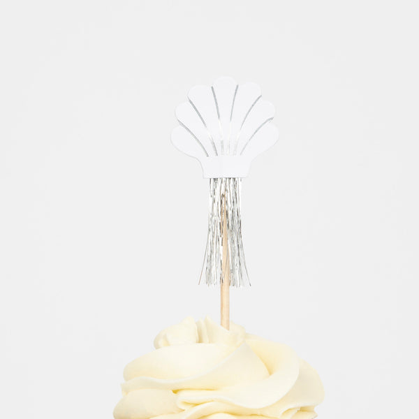 Our cupcake kit features toppers to create shark cupcakes and other sea creatures. Image7