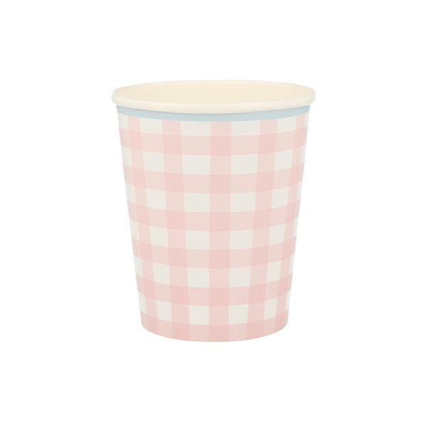 Our paper cups, with a classic gingham print, are perfect as picnic cups. Image3